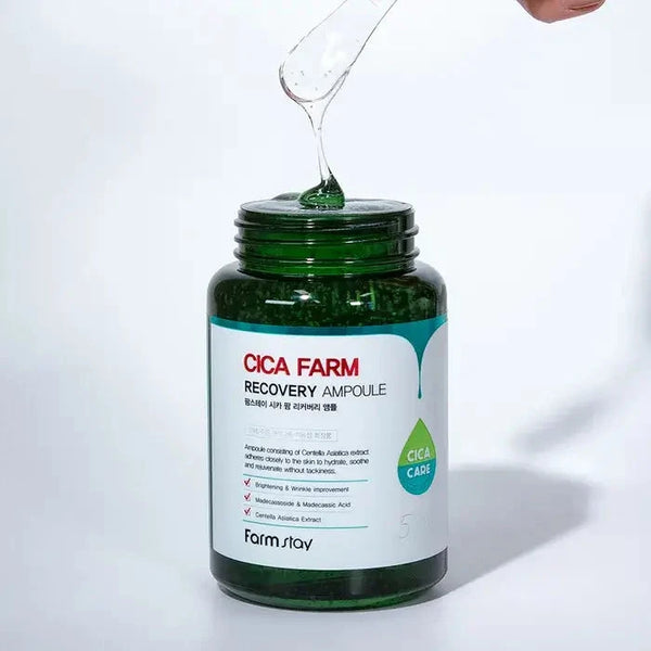 Atjaunojošs ampulas serums ar Āzijas centellu Farmstay Cica Farm Recovery Ampoule